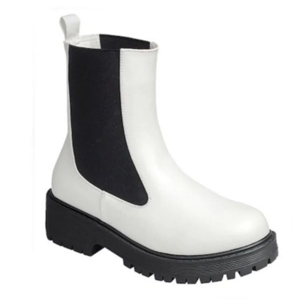 !! NEW !! White Vegan Leather Pull On Chelsea Lug Sole Boots - Picture 5 of 5